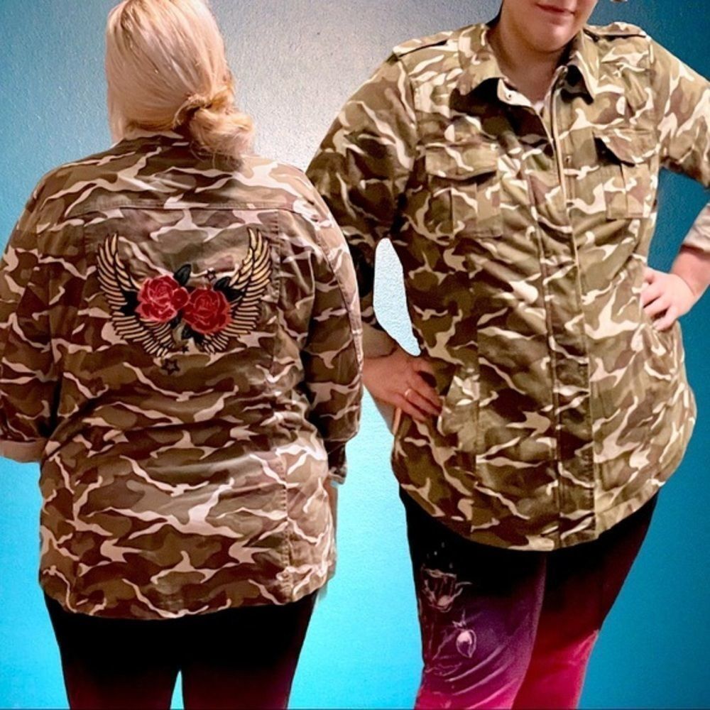 Torrid Camo Embroidered Twill Anorak Jacket Size 2 2XL 18/20 - Picture 11 of 15